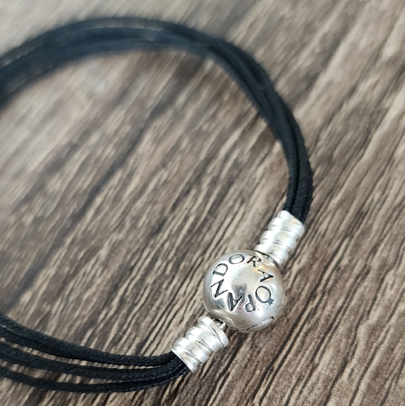 Pandora Bracelet - Picture 1 of 2